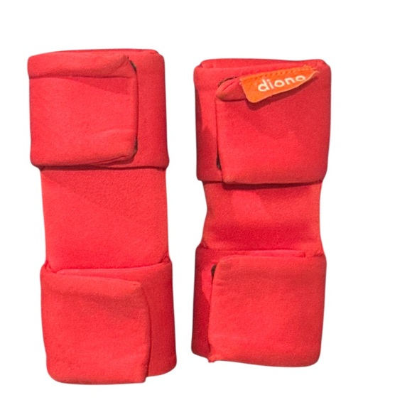 Authentic Diono infant insert base and strap holders for car seat - Picture 8 of 9